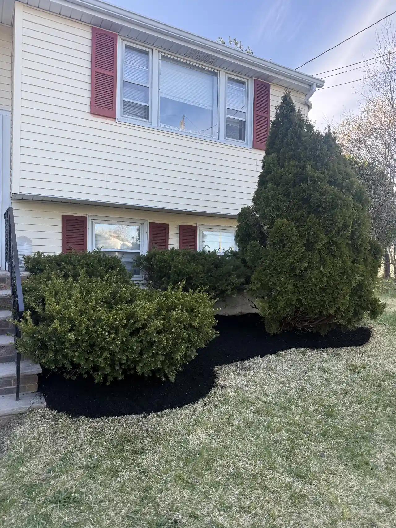 Mulching work in progress in Norwell, MA